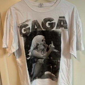 LADY GAGA MIDDLE FINGER 2011 MONSTERS BALL CONCERT TOUR TEE SHIRT